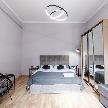 Midwheel Apartment 9 Львов Экстерьер фото