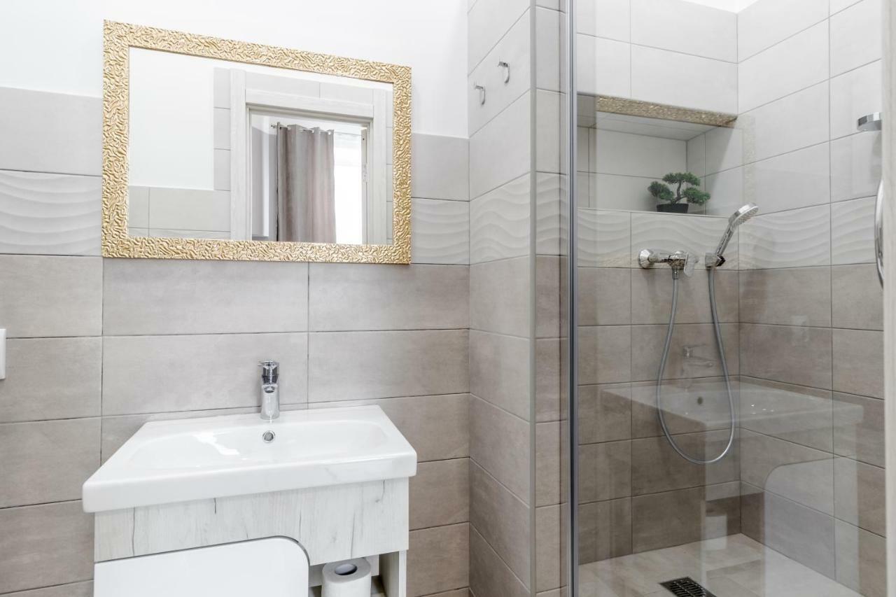 Midwheel Apartment 9 Львов Экстерьер фото